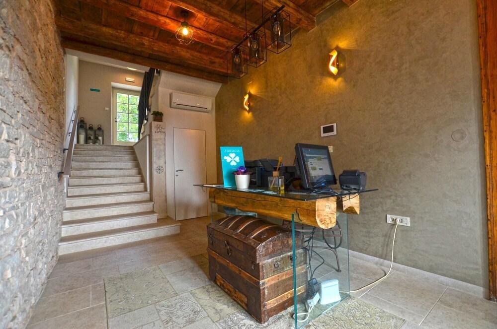 Juraga Apartment in Bale