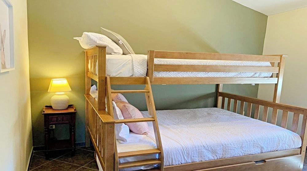 Villa Sonari 1 by Kivoya