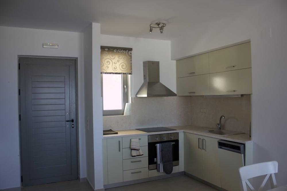 Elegant, Modern With Shared Swimming Pools