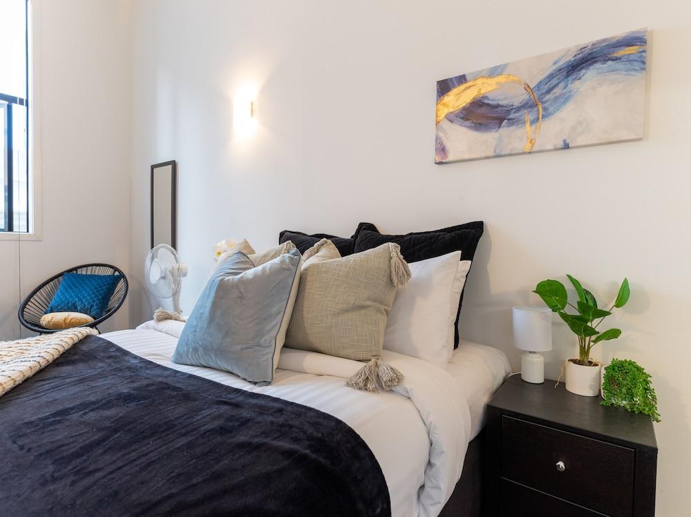 Bright CBD Studio -Near SkyTower-WiFi