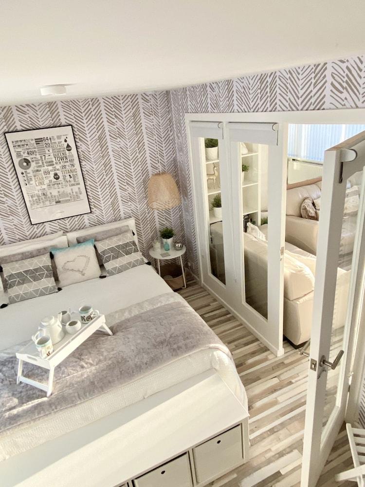 Seaview Cottage on the Island