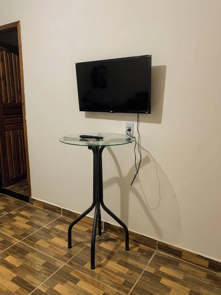 Charmoso Chalé Surf com A/C a 5 Min da Praia