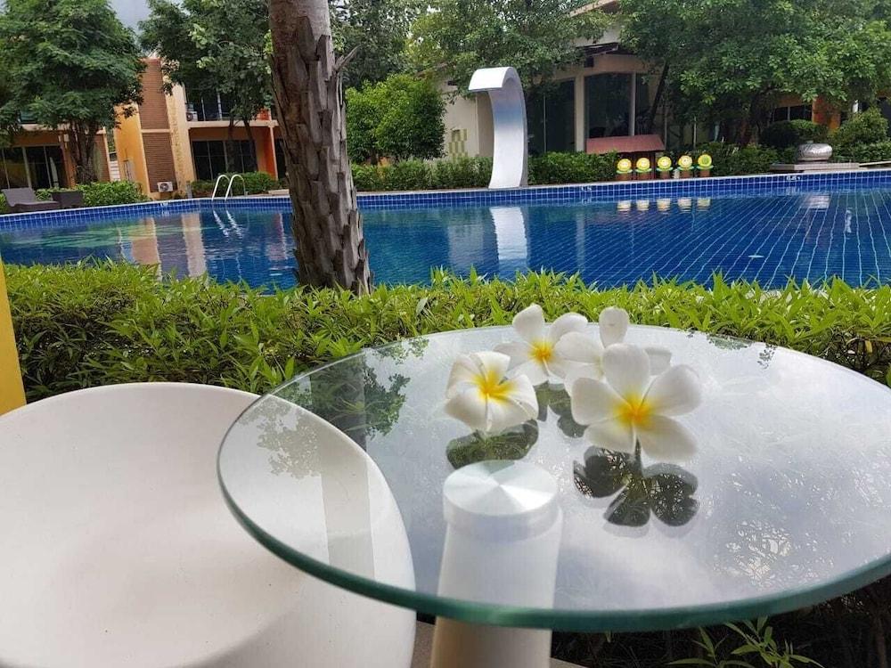 Bangkok grand resort