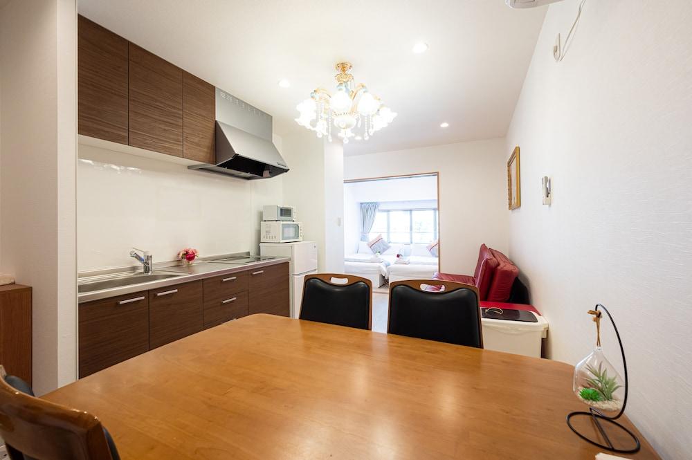 323Nanba-Near the station