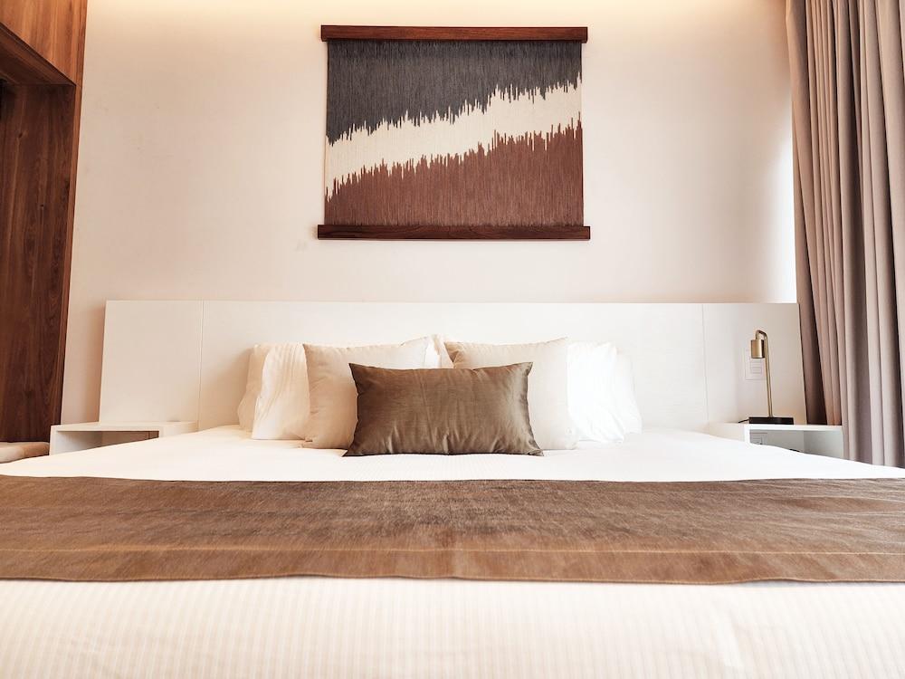 Singular Dream Beach Residences