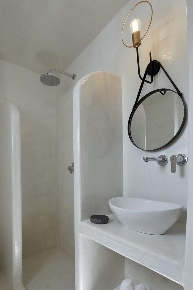 Lamina Guest House Perissa