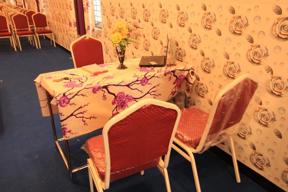 Sri Sathiya Sai Residency