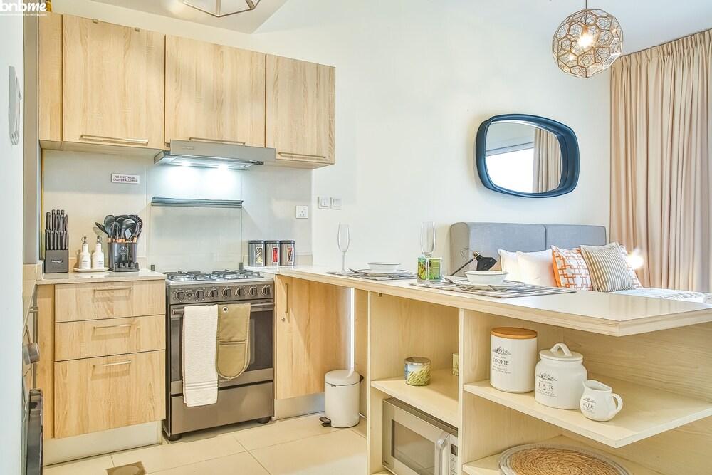 ST-AG Tower-2606 by bnbme homes