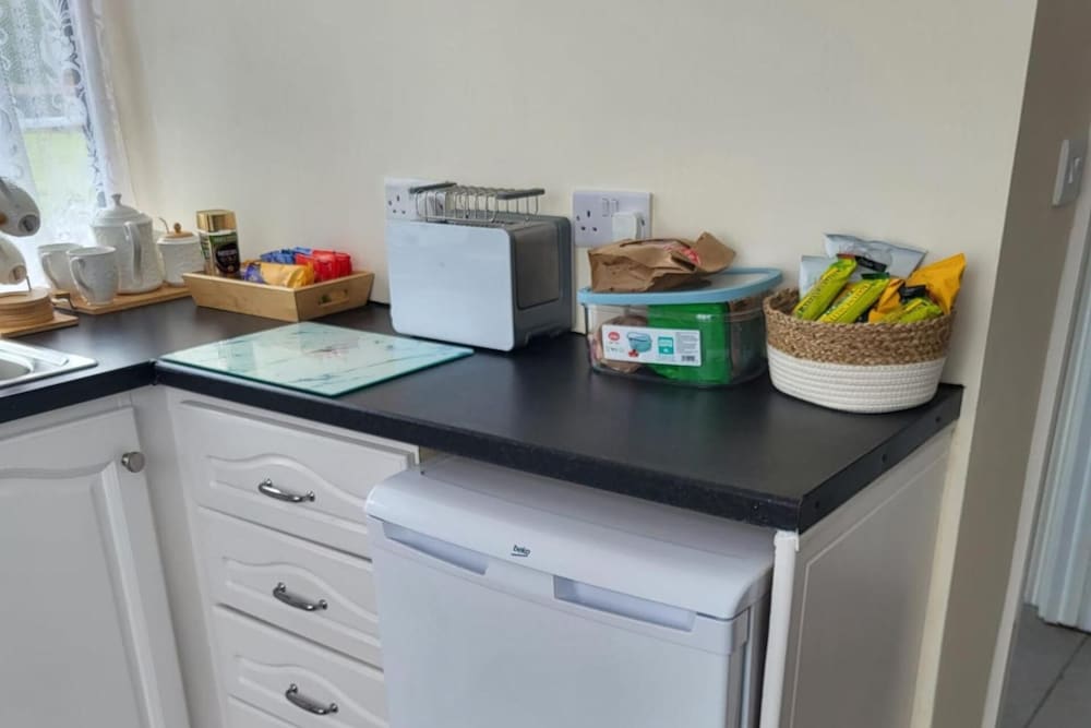 Charming 1-bed Apartment in Barefield