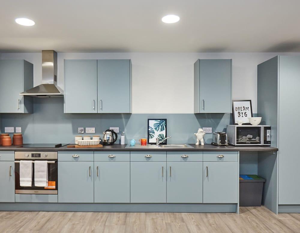 Charming Rooms - NEWCASTLE UPON TYNE