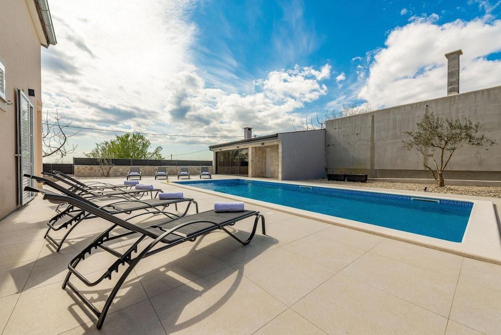 Villa Petar Zadarvillas