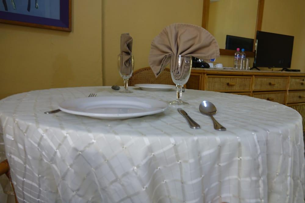 Hotel América Colima