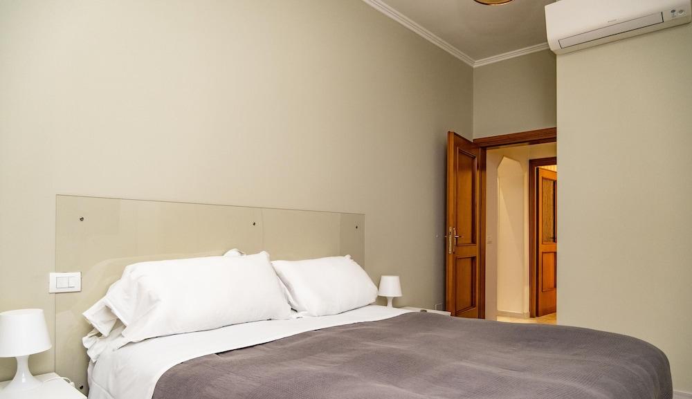 Mecenate Apartment Cavour