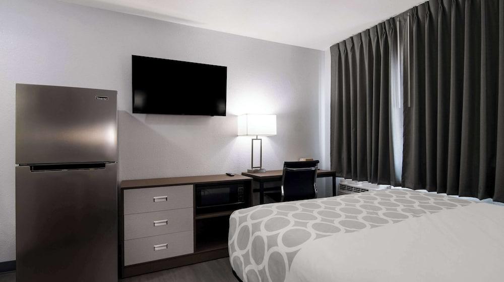 Suburban Studios Portage