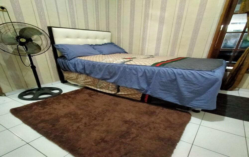 OMAH GLAGAH WARUNGBOTO