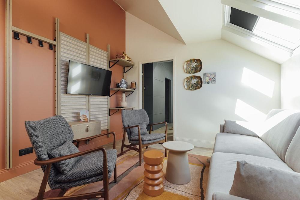 Hôtel Préfecture - Entrée autonome, réception en ligne - Encore Mieux