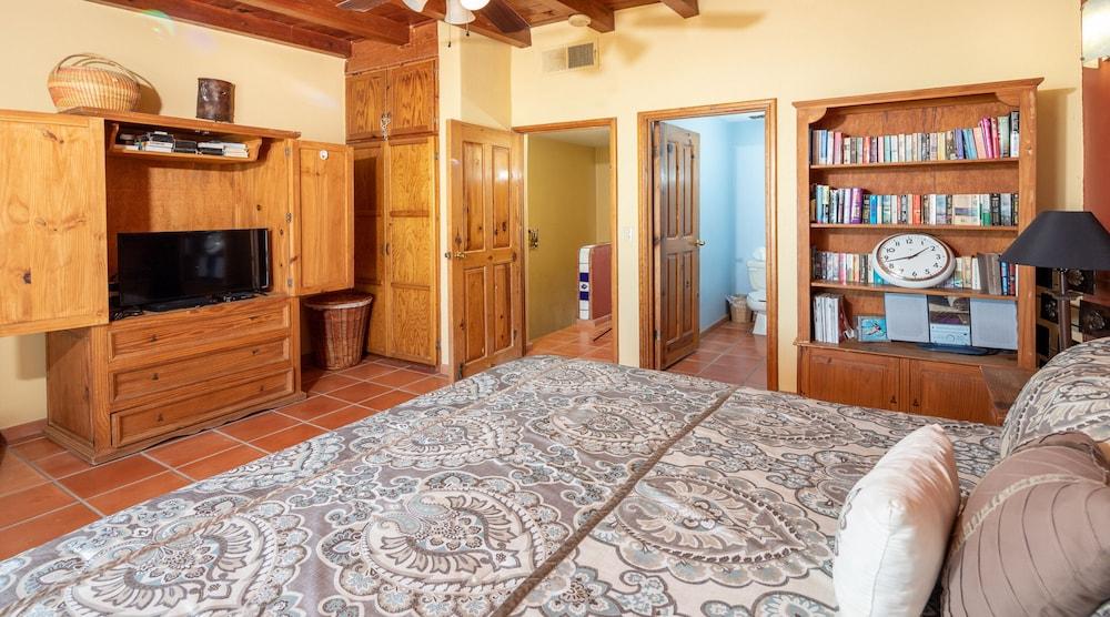 Paradise Villa 12 by Kivoya