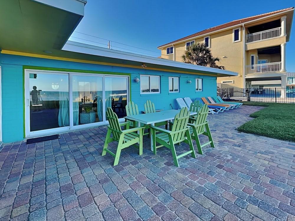 Ocean Shore by Distinctive Beach Rentals