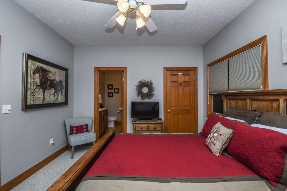 Cottage on the Marsh