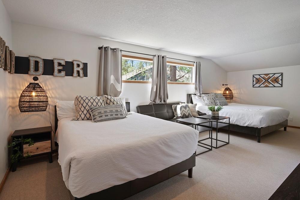 5 Golden Eagle 5 Bedroom Home by Redawning