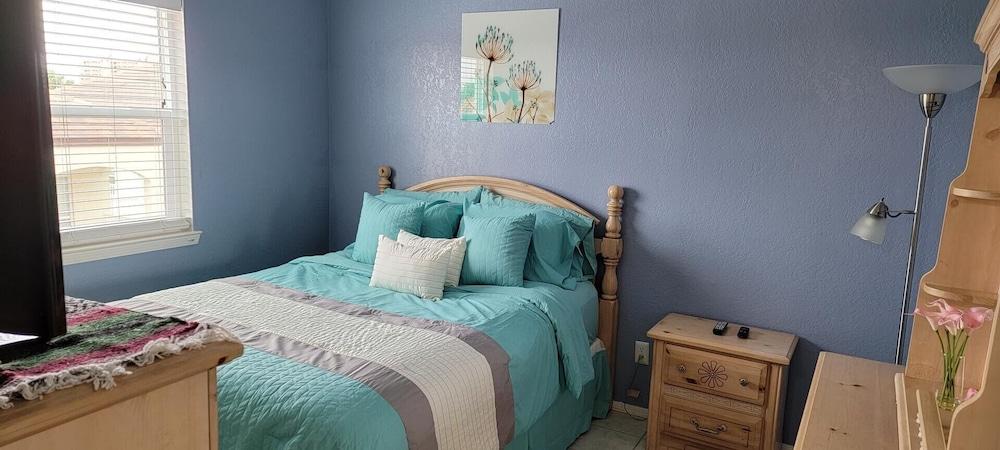 Trinity House I #302