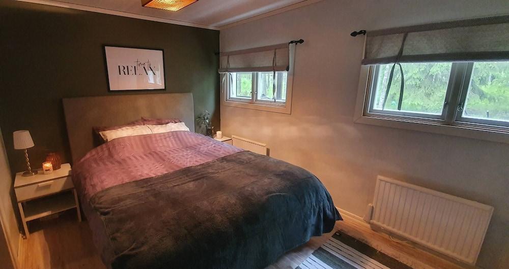 Well-equipped Beachside Cottage