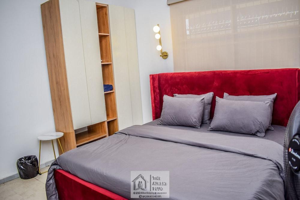 Stunning 1-bed Apartment in Lekki Phase 1