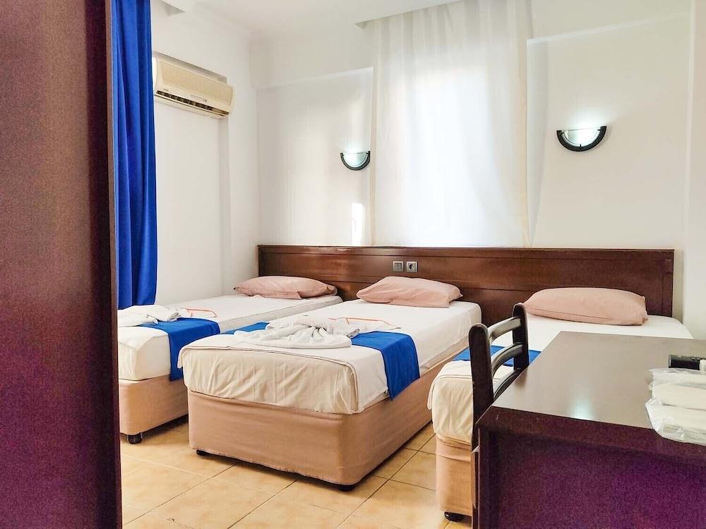 MORAY DUKA BEACH HOTEL