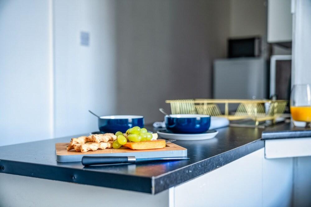 Charlotte's Apartment C