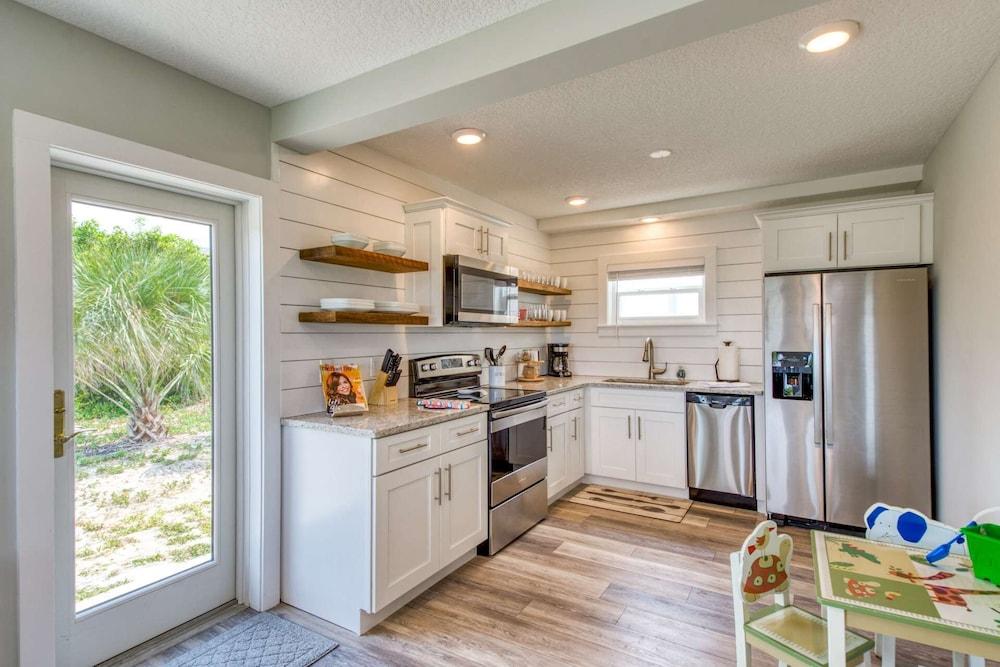 Barefoot Hideaway II