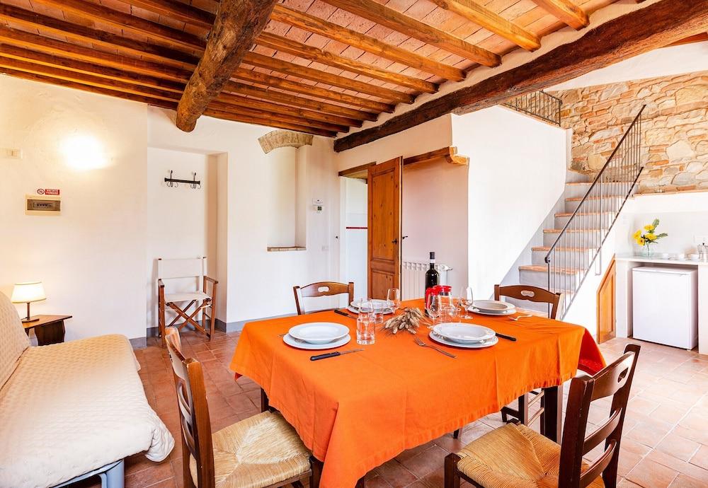 Montignano Studio With Pool