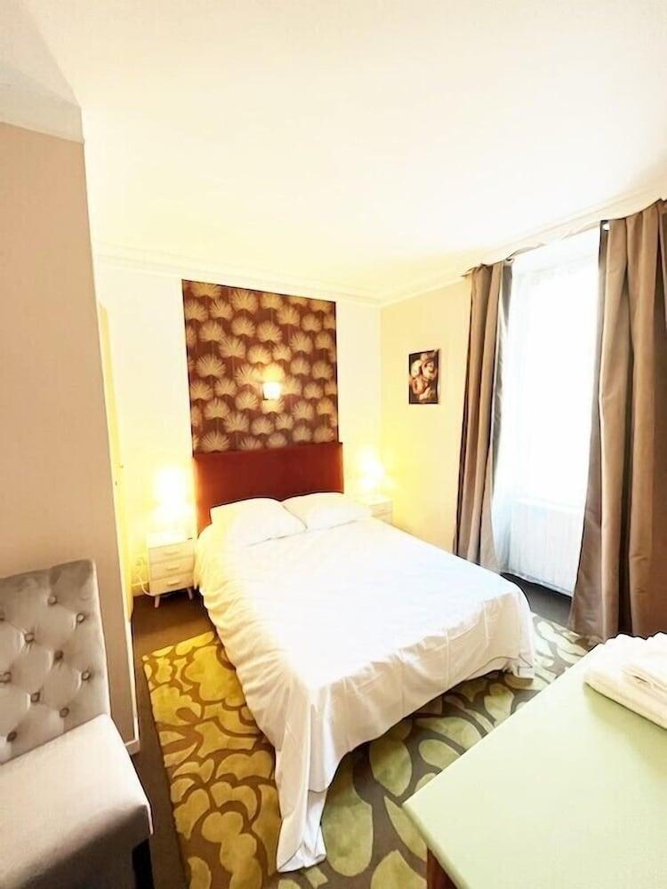 Hotel & Cantine De La Plage