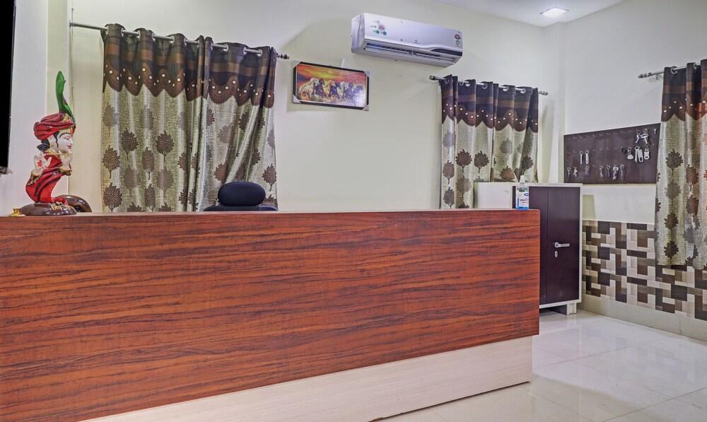 Itsy By Treebo - Vhr Residency