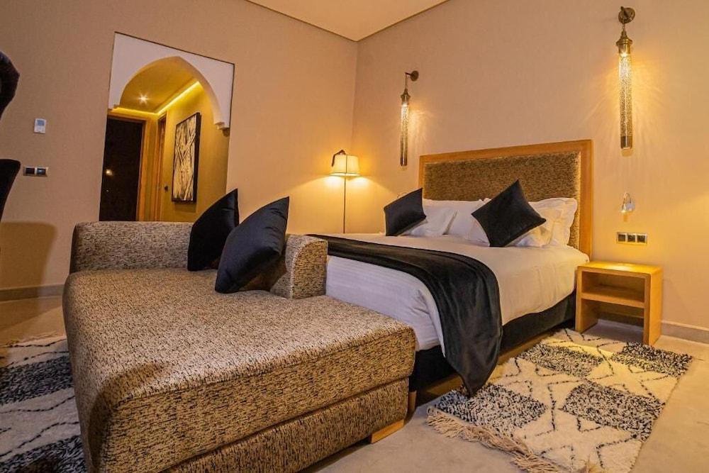 SUMAHAN SUITES & SPA