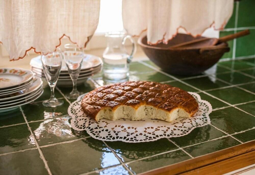 Traditional House Kal With Whirlpool