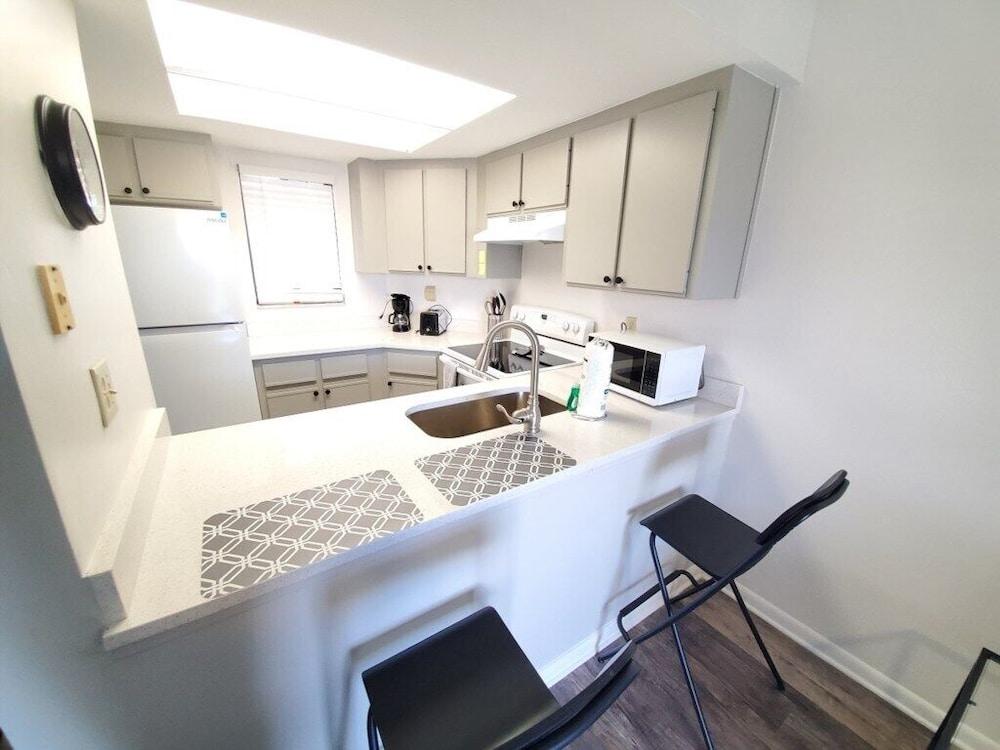 Ocean Village Club B34