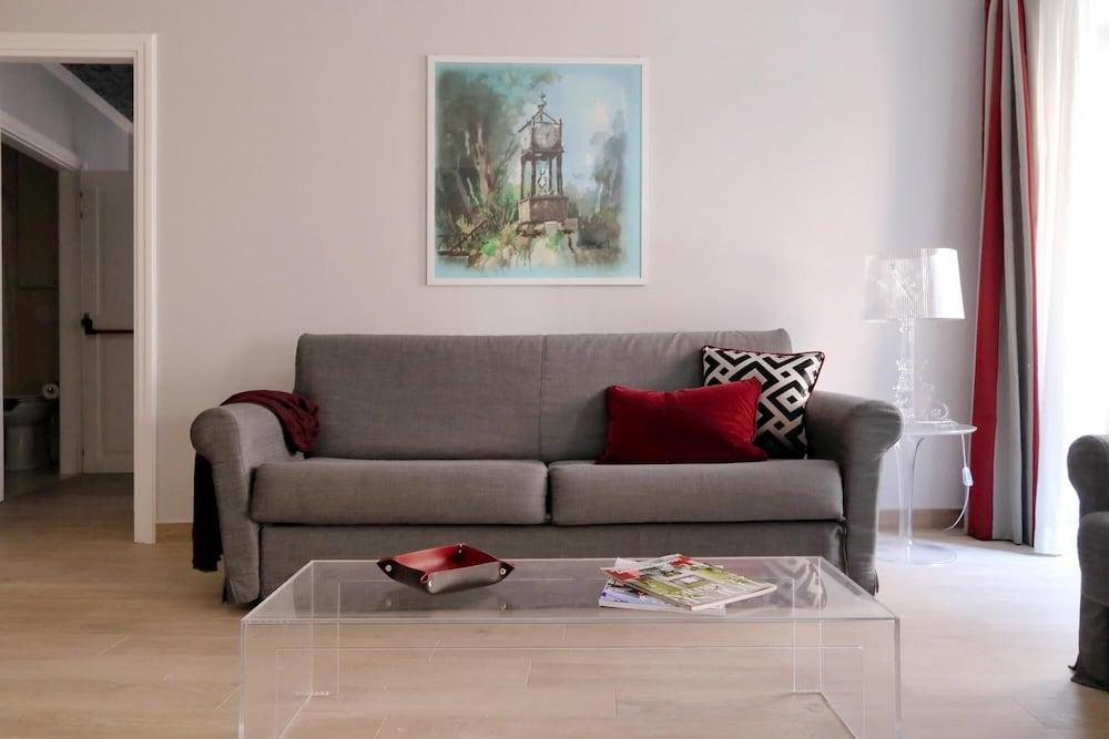 A6 Piazzetta Margutta - A6 - My Extra Home