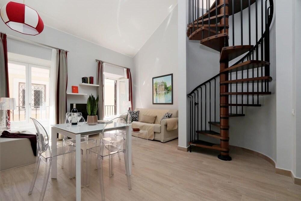 A11 Piazzetta Margutta - A11 - My Extra Home