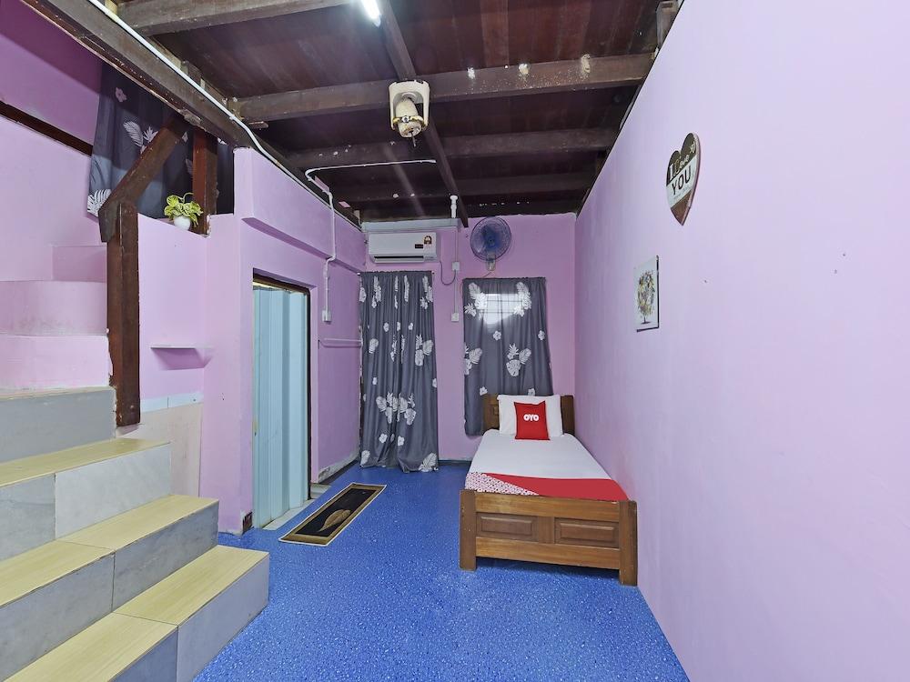 OYO 90519 Sibling Cottage