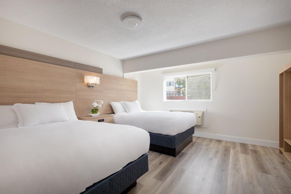 Harrison Grand Motel LTD.