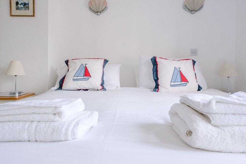 Longshore, Aldeburgh