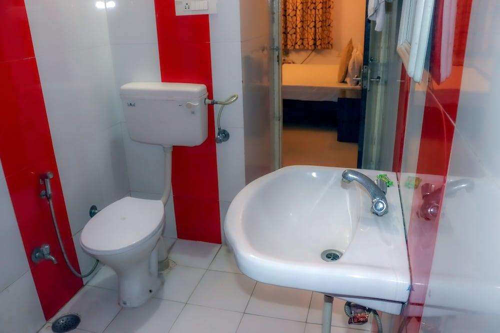 TR'S Edifice - A Luxury Guest House