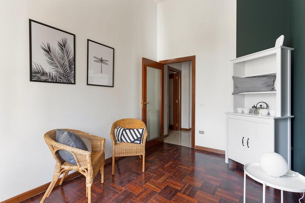 Via Pasquale 16 in Napoli