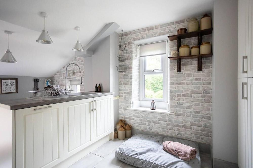 Cosy, Tranquil, Fully Equipped & Beautiful Garden