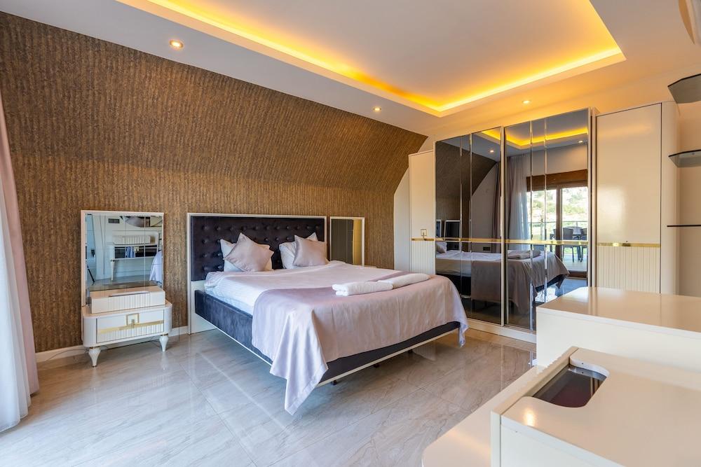 Alanya Luxury Villas