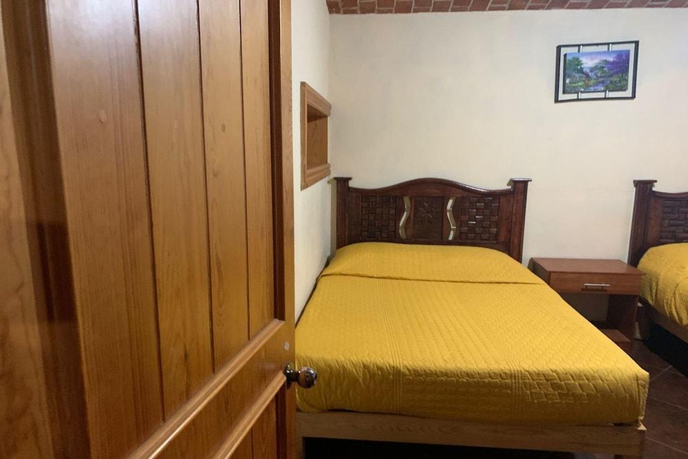 OYO Castillo Santa Cecilia