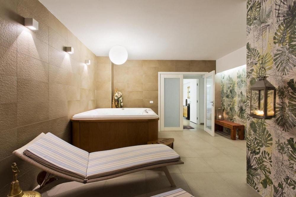 Alka Loft Spa - Loft With Jacuzzi