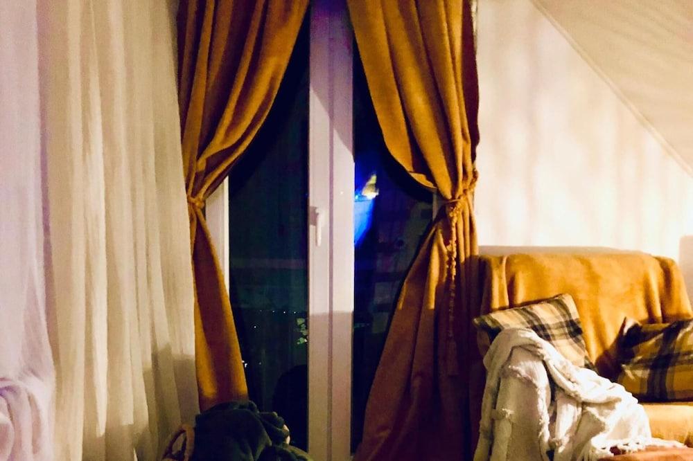 Captivating Studio Apartment in Mexilhoeira Grande