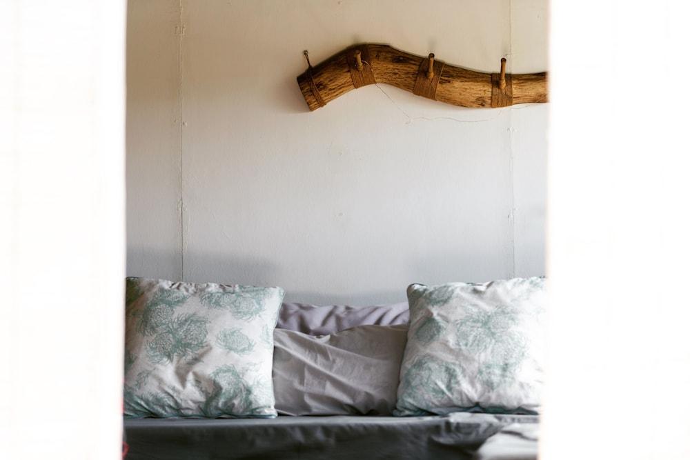 Ti Baz Beach House With Mountain View