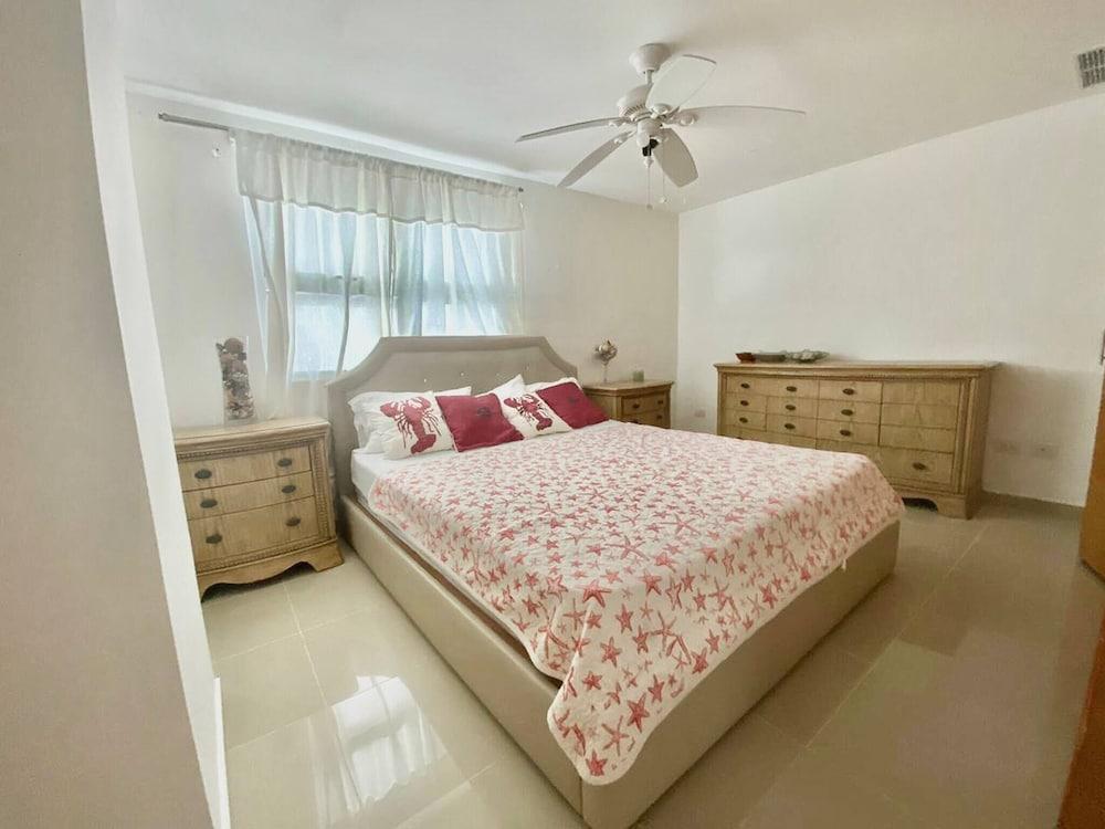 Marbella Fabulous 3br &3ba Pool And Beach